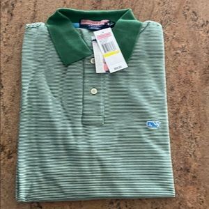 *NWT Vineyard Vines short sleeve polo